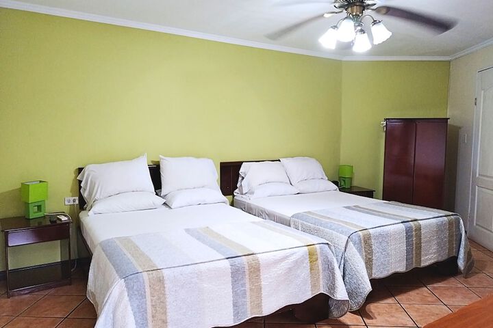 Room 7 of 36