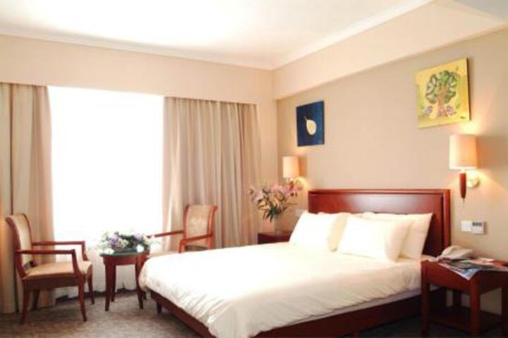 GreenTree Inn HeBei ChengDe Railway Station Southeast ChengDe Century City Business Hotel
