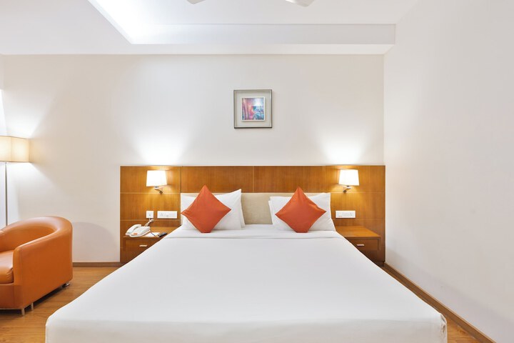 Room 35 of 150