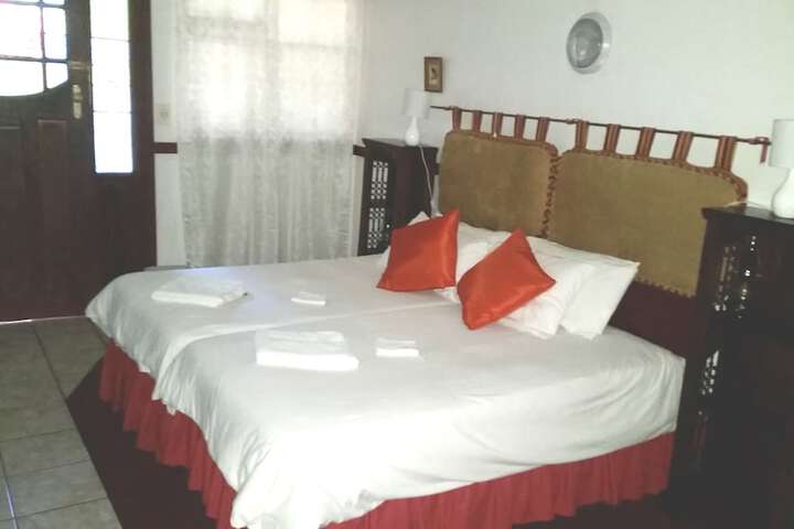 Room 8 of 23