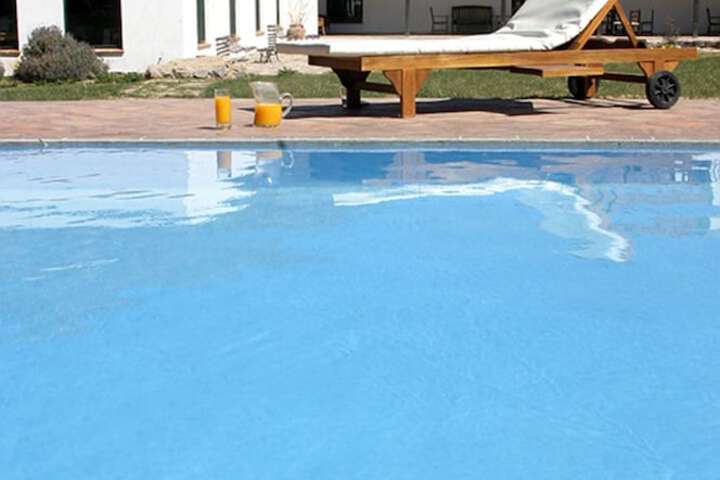 Pool 18 of 53