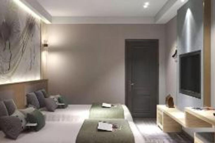 Room 3 of 5