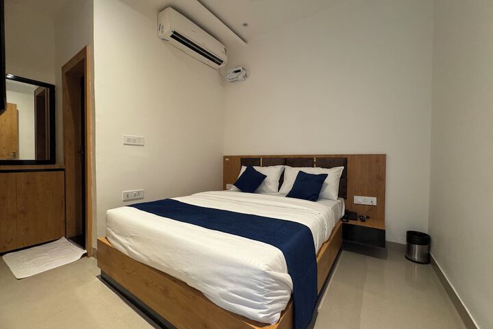 Room 20 of 35