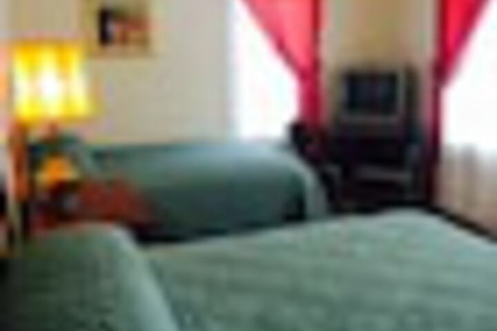 Room 80 of 246