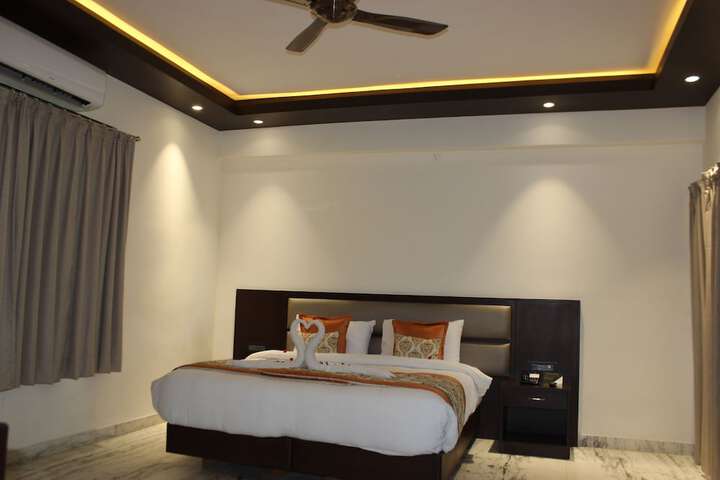 Room 30 of 101