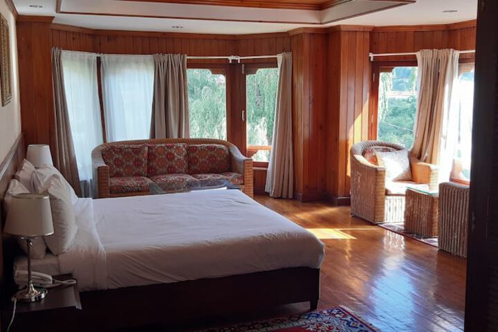 Room 10 of 56