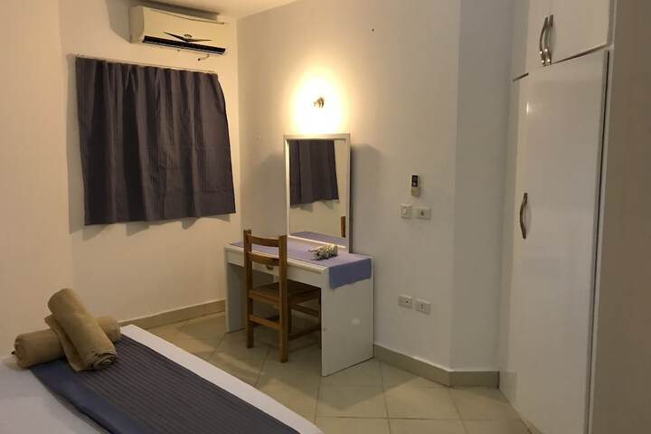 Room 22 of 126