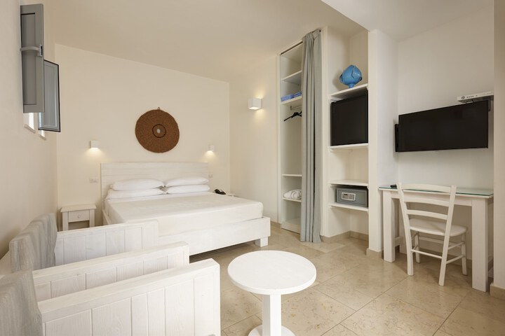 Room 30 of 113