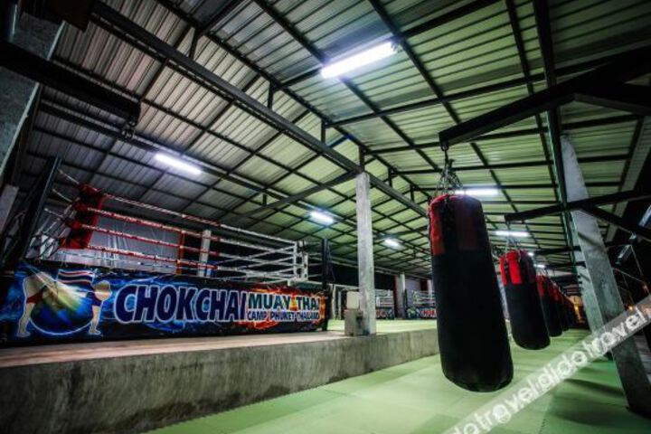 普吉岛卓查伊泰拳酒店(Chokchai Muay Thai Phuket)