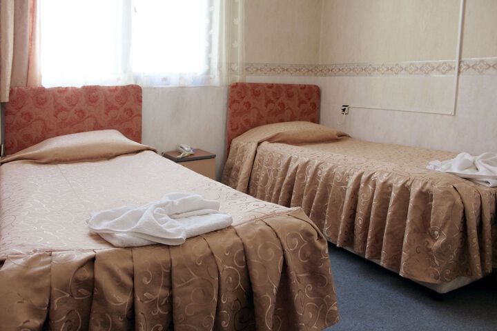 Room 7 of 43