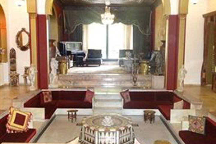 Le Chateau Des Oliviers