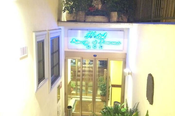 Hotel 53 of 60
