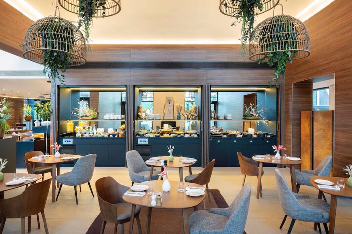 Breakfast/Coffee Service 85 of 181