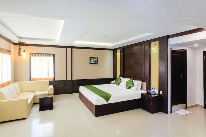 Room 10 of 19