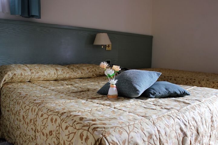 Room 15 of 79