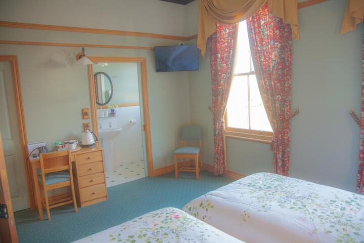 Room 7 of 59