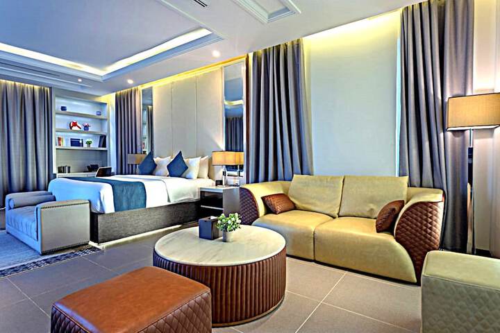 Room 72 of 313
