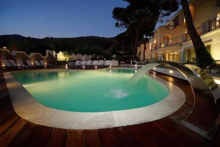 Pool 12 of 14