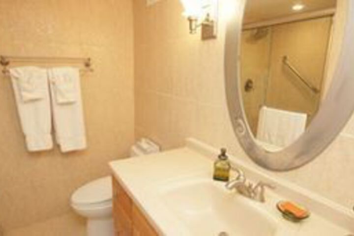Room 27 of 171