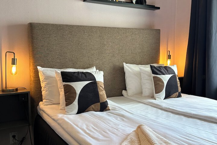 Room 15 of 139