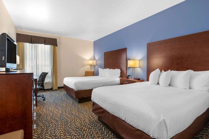 Room 16 of 28