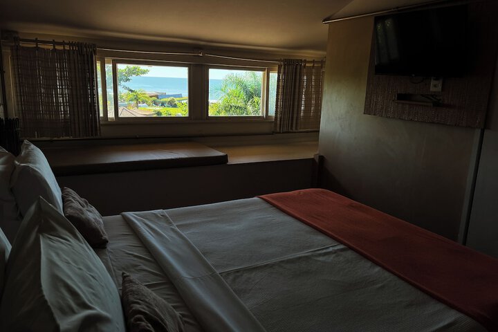 Room 13 of 53