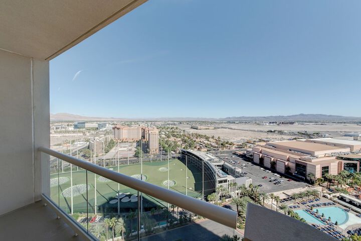 Hotel View 402 of 438
