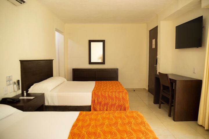 Room 6 of 53