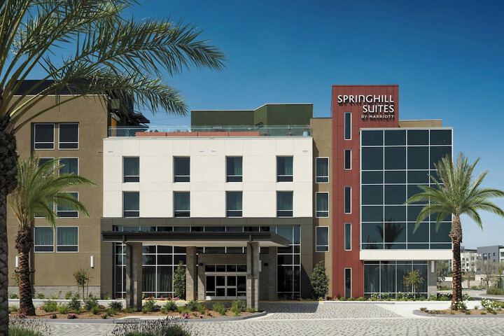 Hotel 27 of 29
