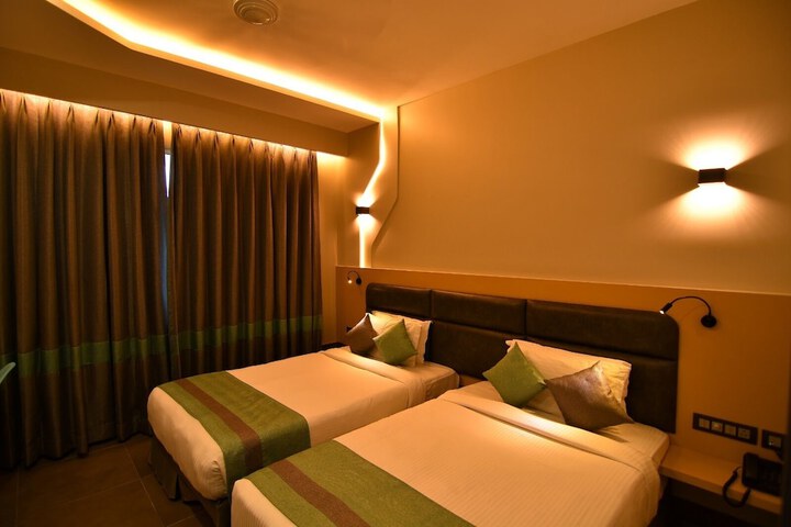 Room 4 of 29