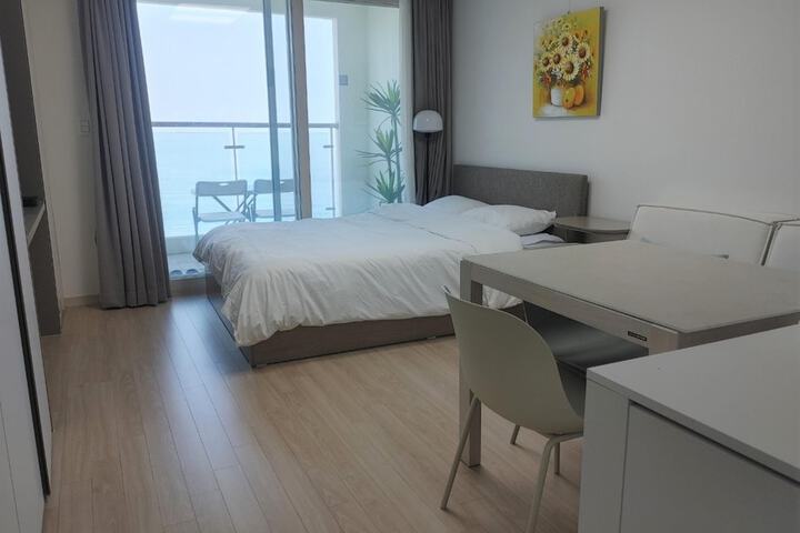 Room 113 of 640