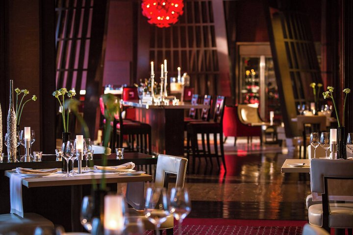 Dining 85 of 102