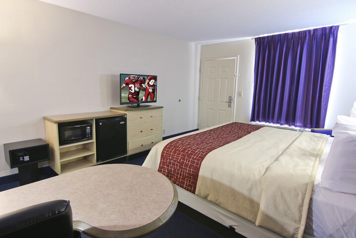 Superior King Bed (5 of 27)