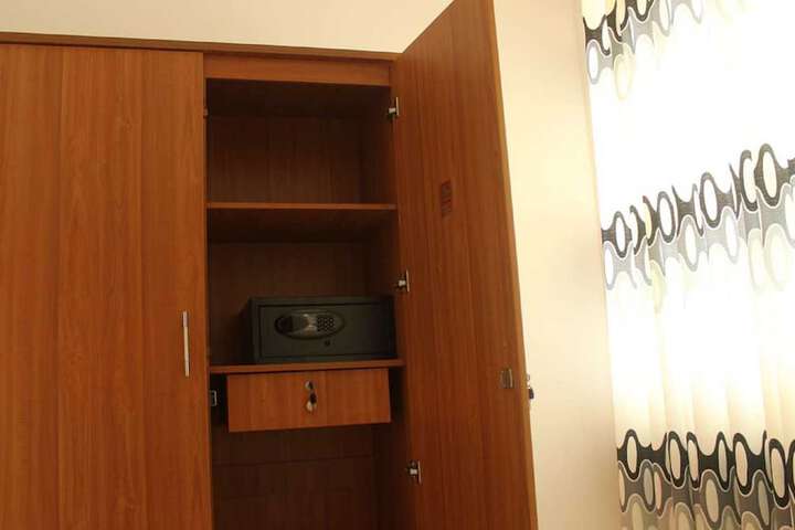 Room 44 of 84