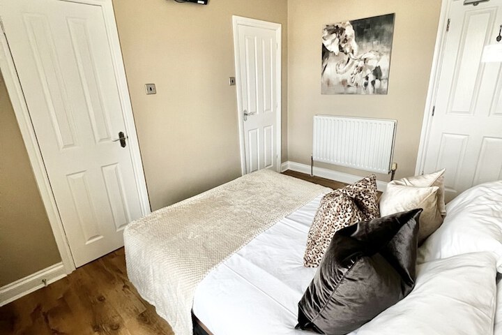 Room 14 of 74