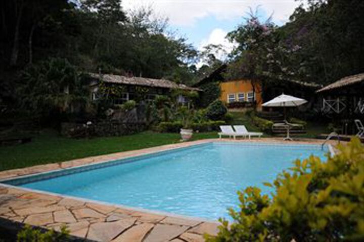 Pool 115 of 143