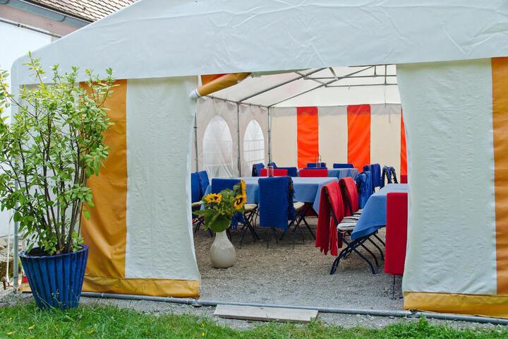 Banquet hall