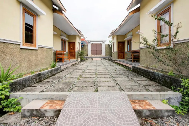 OYO 3500 dChandra Family Syariah