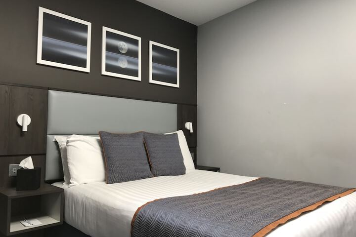 Room 9 of 47