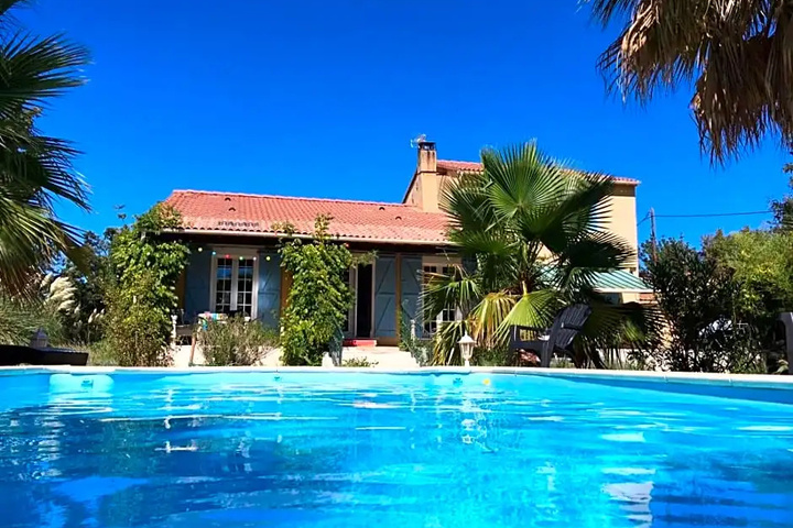 Pool 5 of 9