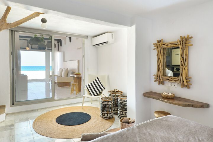 Room 26 of 75