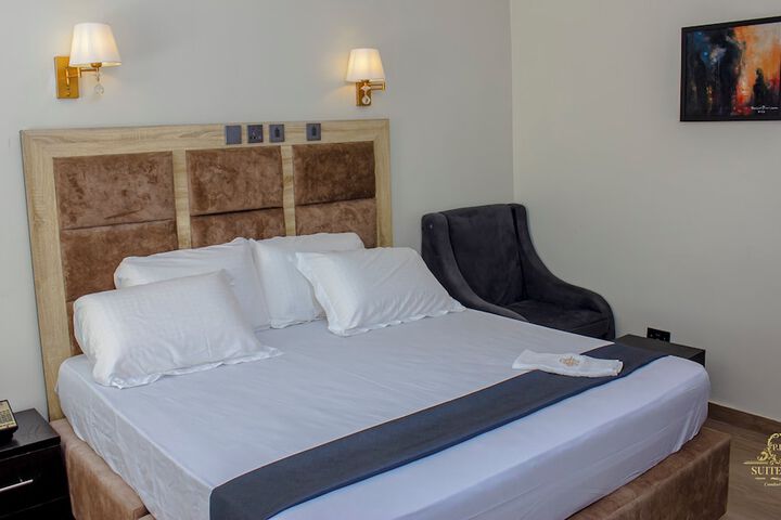 Room 2 of 13