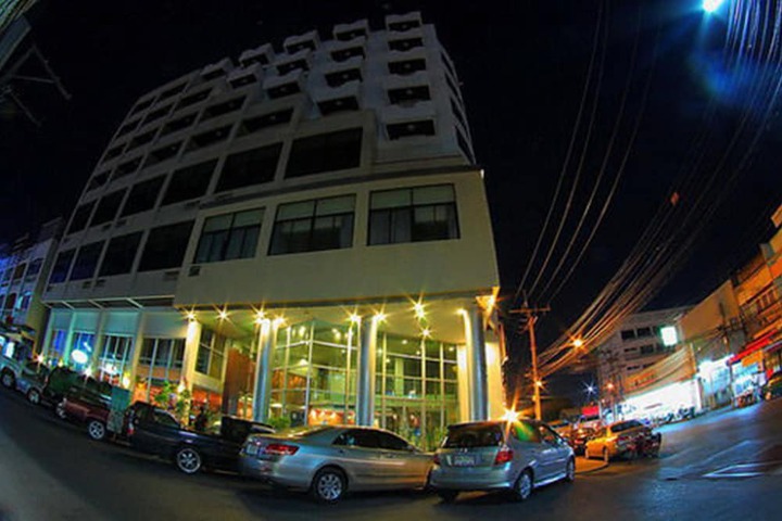 Hotel 17 of 17