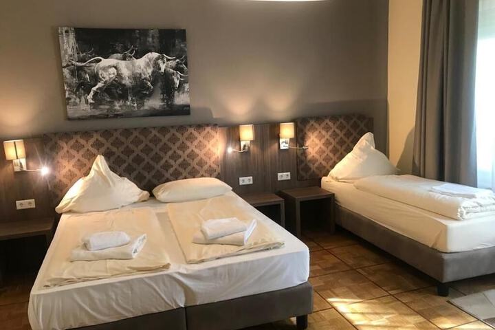 Room 9 of 52