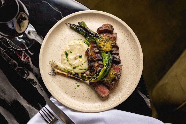 Dining 89 of 150