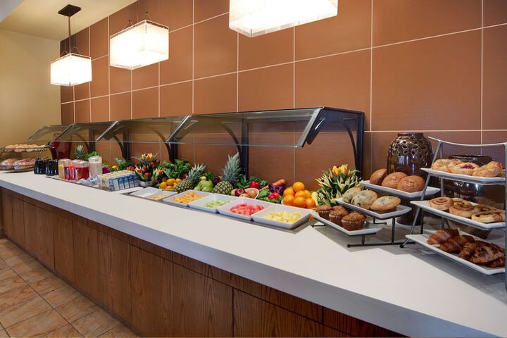 Dining Photos