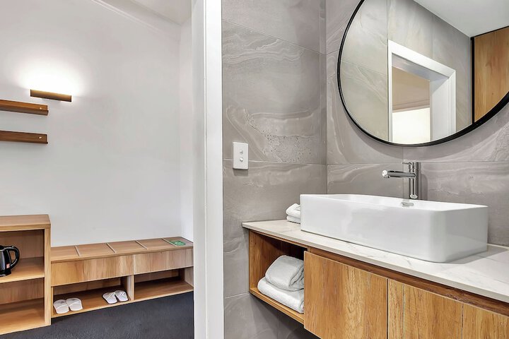 Bath Interior