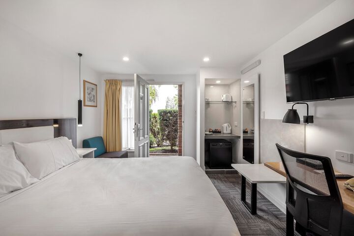 Room 21 of 55
