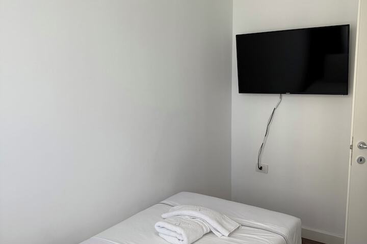 Room 95 of 207