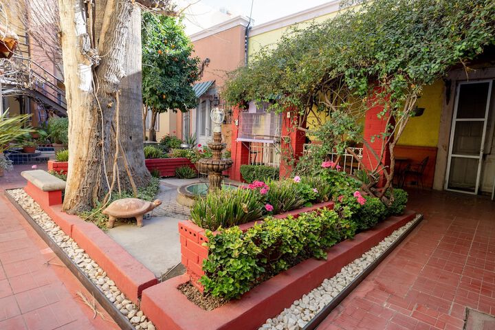 Exterior of Hotel Jardin del Centro